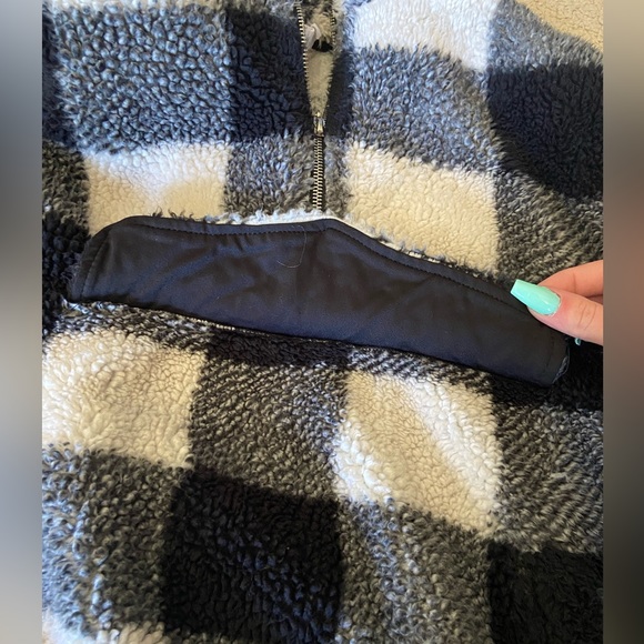 🌸 Ardene 🌸 thick sherpa sweater - Picture 6 of 11